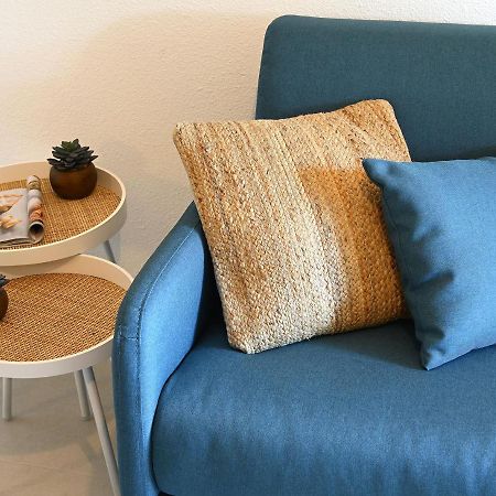 Agréable studio 2/4 pers au calme avec rez-de-jardin Bandol Esterno foto
